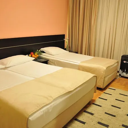 Hotel Beograd Lukavica