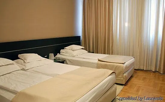 Beograd Hotel 3*